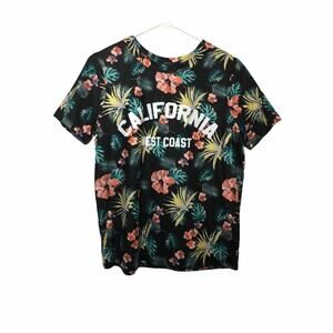 Justify Juniors Graphic Short Sleeve Size L